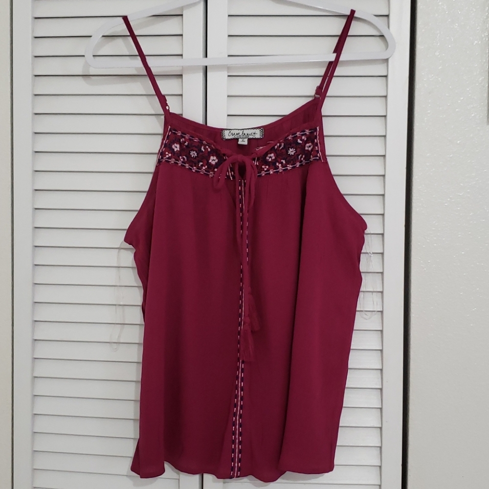 BN MAROON SLEEVELESS TOP XL